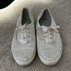 Size 8 Kate Spade Keds in White
